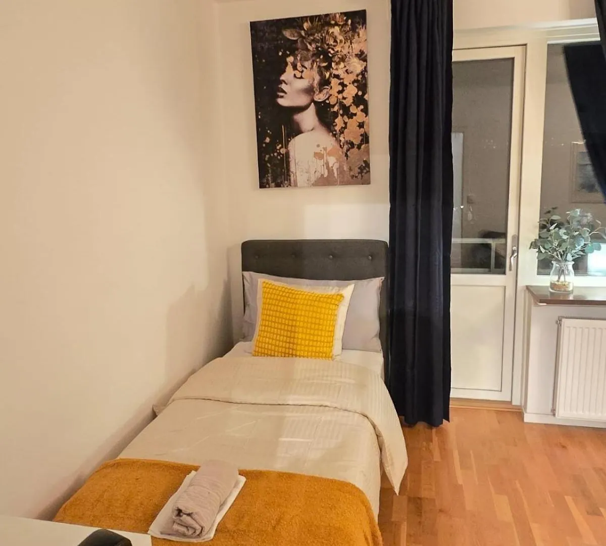 Noah Longstay Sockenvaegen 1A-5A Gothenburg Apartment